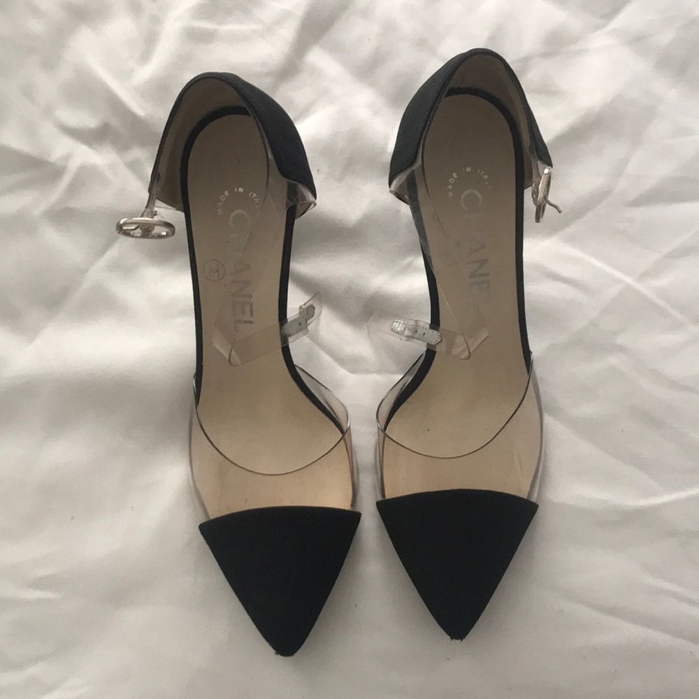 Chanel pumps